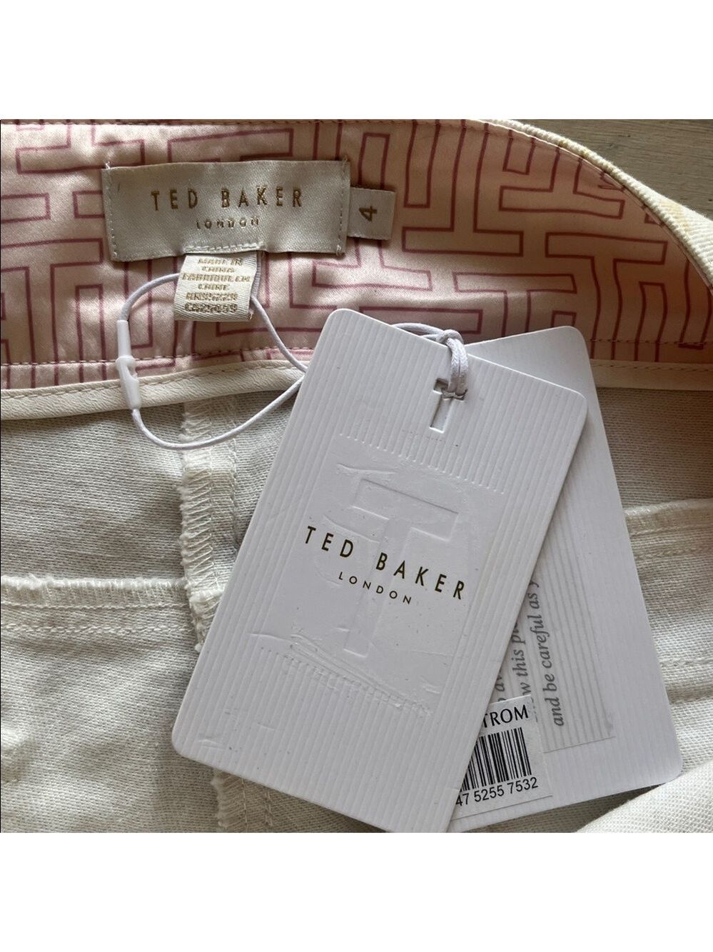 Ted Baker London Aphraa Floral Print Buckle Waist Band Tapered Trouser - Picture 11 of 12
